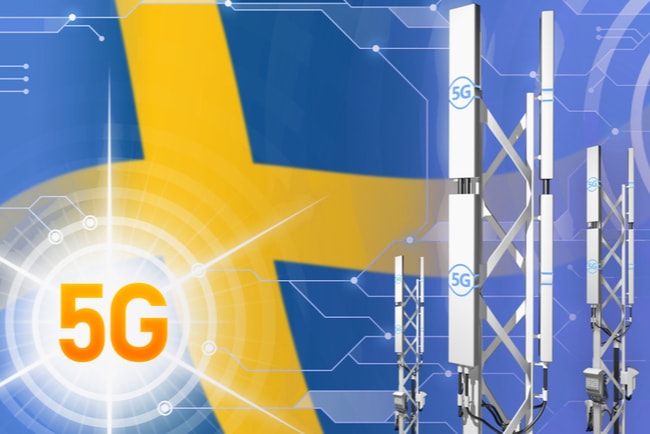 Illustration 5Gnäteverk med master och den svenska flaggan i bakgrunden.