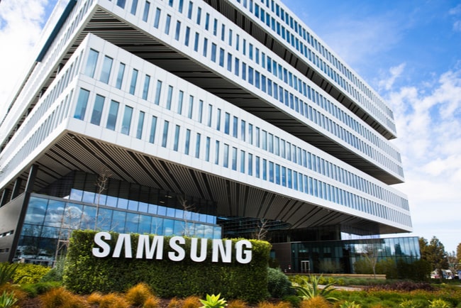 Samsungs företagsbyggnads fasad.